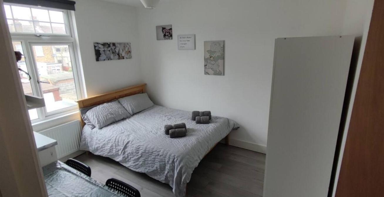 Double Room Edmonton Green, London N9 Exterior foto